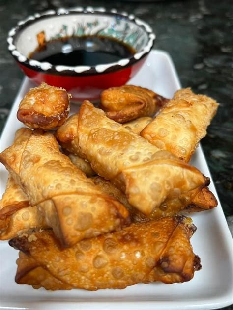 chile relleno wontons with jalapeno soy sauce